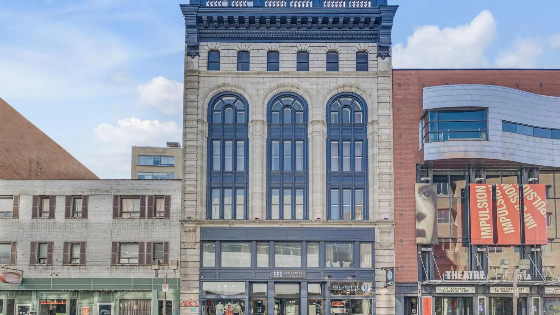 Initial / Harry / Quebec+Stat Apartment